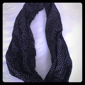 Black and purple spotted infinity scarf